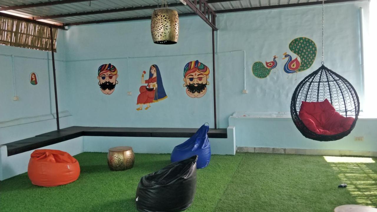 조드푸르 Santkripa Backpackers 400 Mtr From Railway Station 호스텔 외부 사진