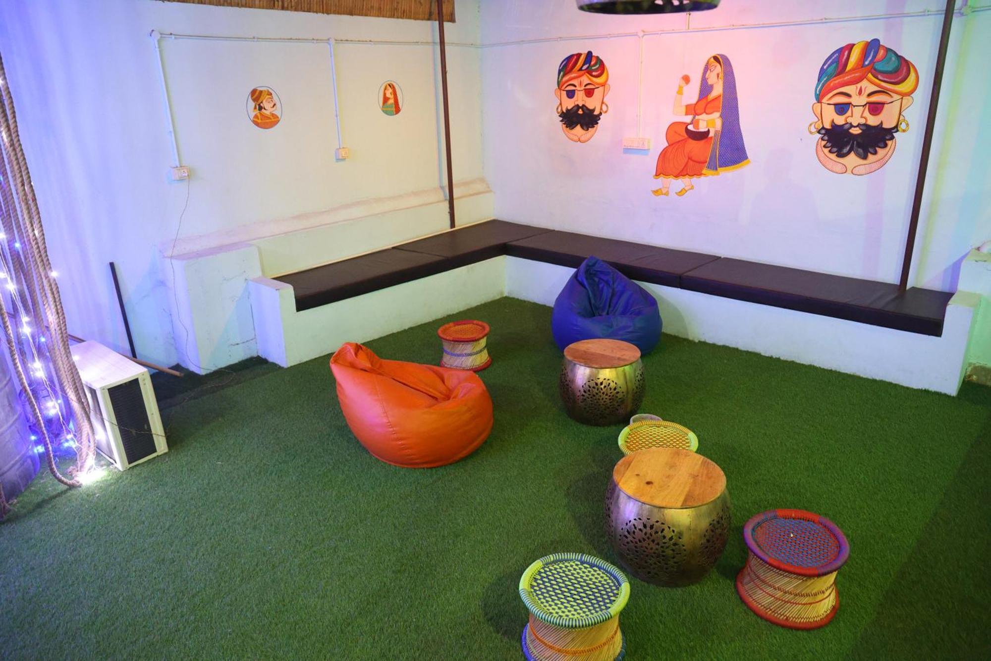 조드푸르 Santkripa Backpackers 400 Mtr From Railway Station 호스텔 외부 사진