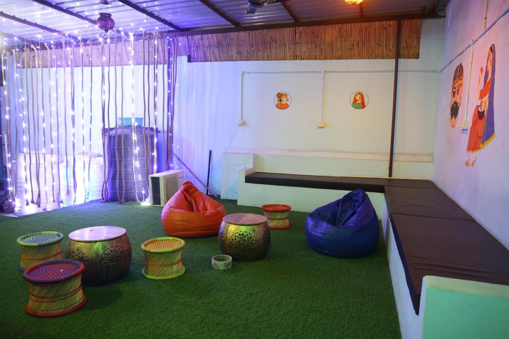 조드푸르 Santkripa Backpackers 400 Mtr From Railway Station 호스텔 외부 사진